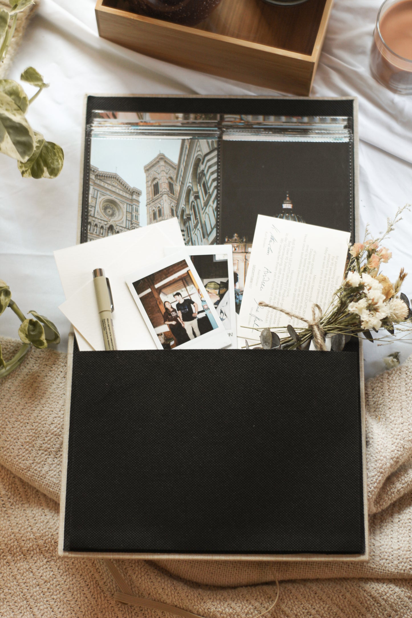 The Chronicle Photo Journal Earth Set